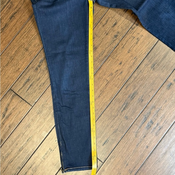 J Brand Women's Deep Indigo Skinny Jeans size 31 - Picture 6 of 14